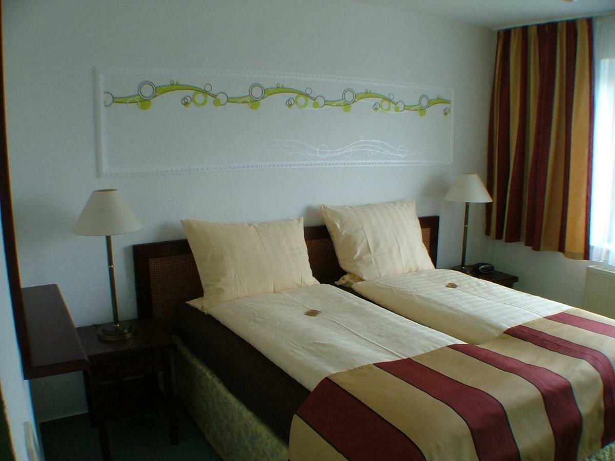 Hotel Garni Pension Zur Lutherstadt Lutherstadt Eisleben Εξωτερικό φωτογραφία