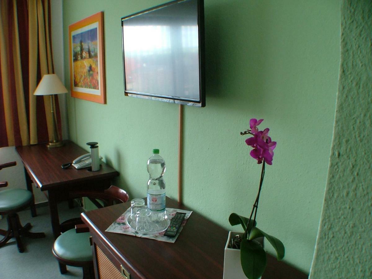 Hotel Garni Pension Zur Lutherstadt Lutherstadt Eisleben Εξωτερικό φωτογραφία